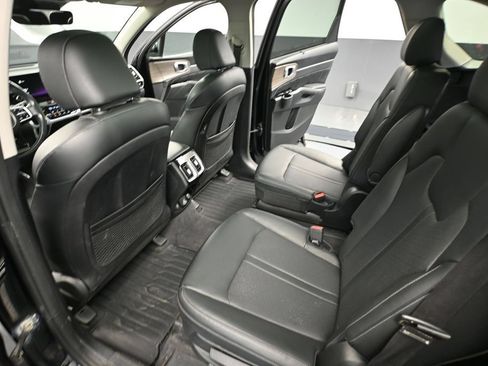 Used 2021 Kia Sorento EX AWD/4WD image 30