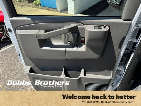 New 2026 Chevrolet Express 3500 Extended w/ Chrome Appearance Package RWD image 14