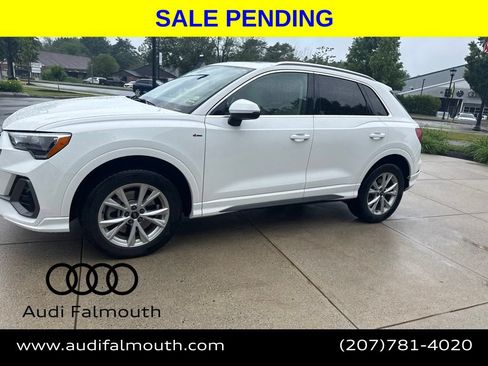 Used 2022 Audi Q3 2.0T Premium w/ Convenience Package AWD/4WD image 16