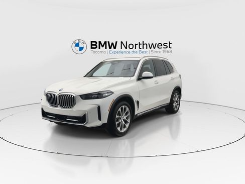 Used 2024 BMW X5 xDrive40i w/ Parking Assistance Package AWD/4WD image 9