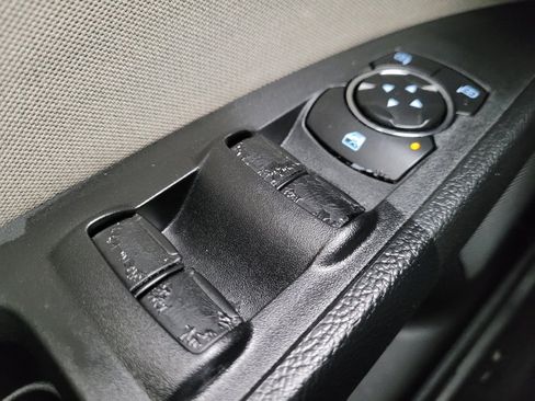 Used 2017 Ford Fusion S image 27