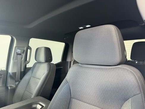 Used 2023 Chevrolet Silverado 1500 LT image 3