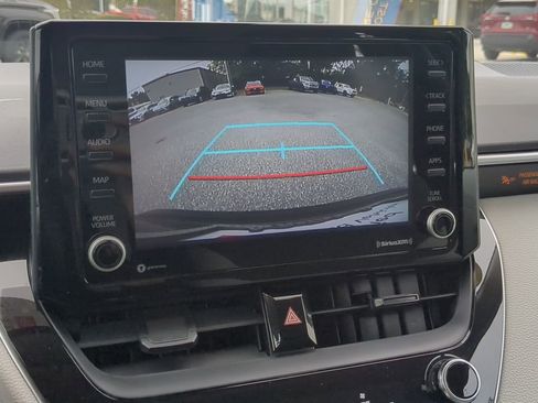 Used 2022 Toyota Corolla LE image 26