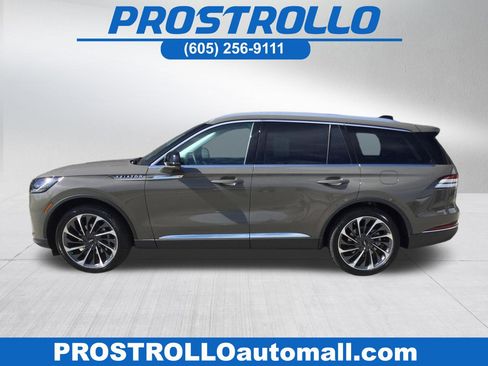 New 2026 Lincoln Aviator Reserve AWD/4WD image 1