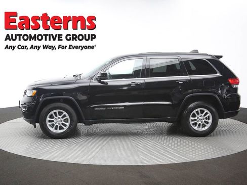 Used 2018 Jeep Grand Cherokee Laredo RWD image 60