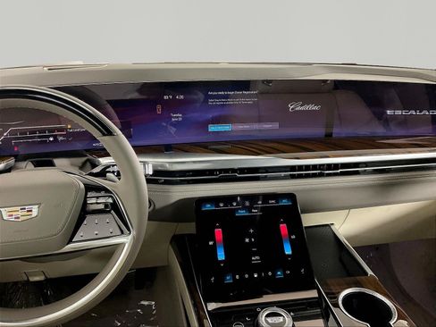 New 2026 Cadillac Escalade Platinum Sport w/ LPO, ONYX Package AWD/4WD image 13