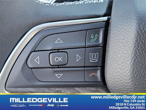 New 2025 Jeep Grand Cherokee Limited w/ Black Appearance Package image 31