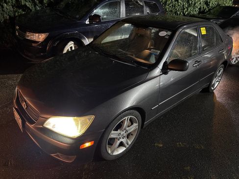 Used 2004 Lexus IS 300 image 1