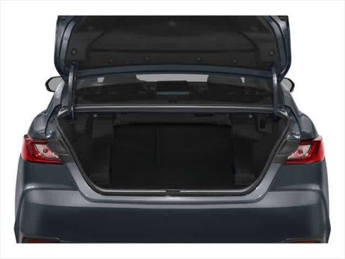 Used 2025 Toyota Camry SE FWD image 10
