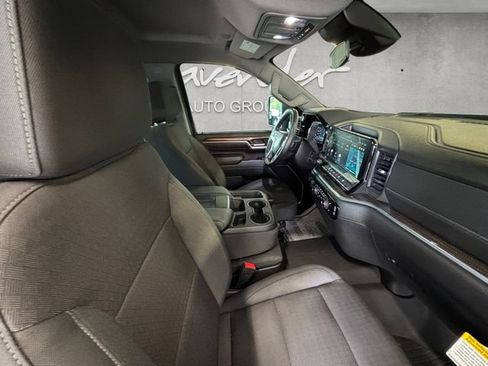 Used 2024 Chevrolet Silverado 2500 LT AWD/4WD image 30