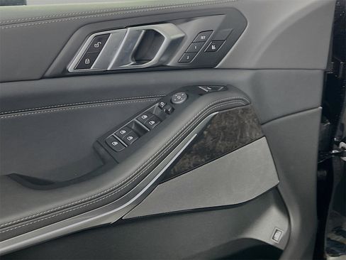 New 2026 BMW X5 xDrive50e w/ Climate Comfort Package image 20