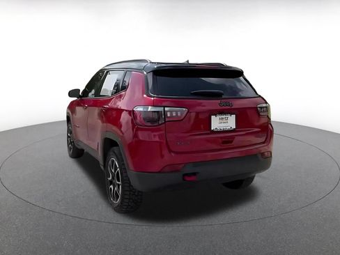 Used 2025 Jeep Compass Trailhawk AWD/4WD image 11