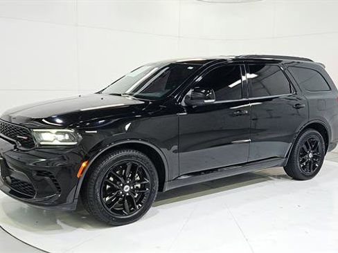Used 2024 Dodge Durango GT RWD image 3