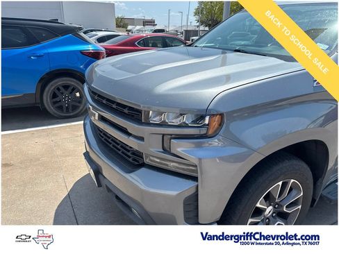 Used 2022 Chevrolet Silverado 1500 RST w/ Texas Edition Plus AWD/4WD image 2