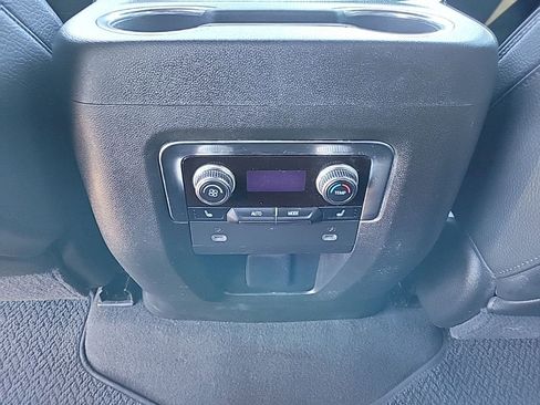 Used 2021 GMC Yukon XL Denali w/ Denali Premium Package image 16