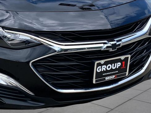 Used 2025 Chevrolet Malibu RS FWD image 30