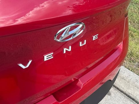 Used 2023 Hyundai Venue SEL w/ Cargo Package image 31