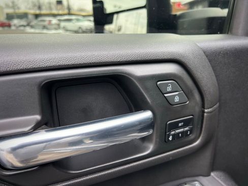 Used 2023 Chevrolet Silverado 3500 High Country image 40