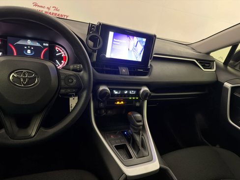Used 2025 Toyota RAV4 LE FWD image 18