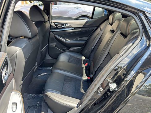 Used 2023 Nissan Maxima SR w/ Sport Mat Group FWD image 38