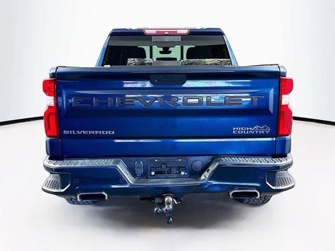 Used 2019 Chevrolet Silverado 1500 High Country w/ Technology Package image 5