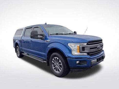 Used 2018 Ford F150 XLT w/ Equipment Group 302A Luxury image 2