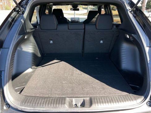 Certified 2025 Honda HR-V Sport image 39