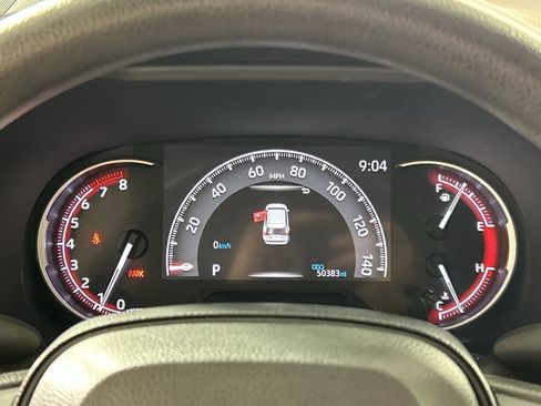 Used 2025 Toyota RAV4 LE AWD/4WD image 15