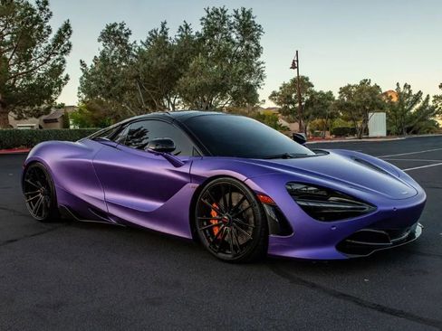 Used 2020 McLaren 720S Spider RWD image 3