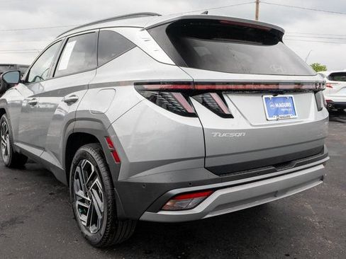Used 2025 Hyundai Tucson Limited AWD/4WD image 8