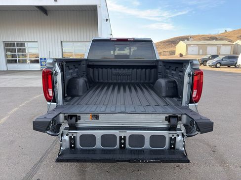 New 2025 GMC Sierra 1500 SLT w/ SLT Premium Plus Package AWD/4WD image 9