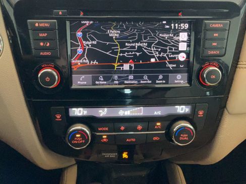 Used 2020 Nissan Rogue SL w/ Premium Package FWD image 14