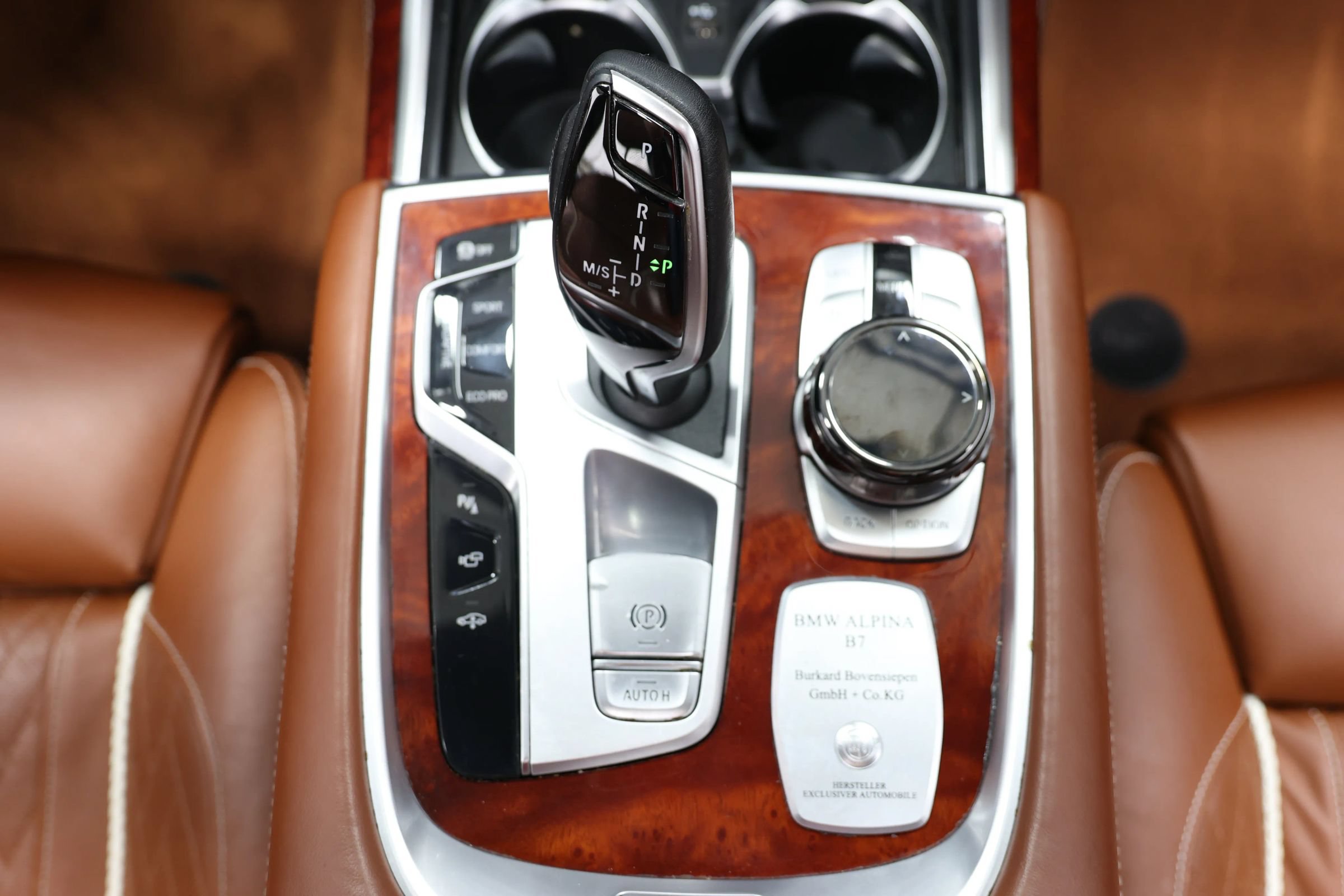 Used 2022 BMW ALPINA B7 xDrive w/ Luxury Rear Seating Package AWD/4WD image 42
