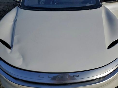 Used 2025 Lucid Air Touring image 9