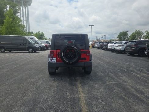 Used 2017 Jeep Wrangler Unlimited Sport w/ Quick Order Package 24S AWD/4WD image 10