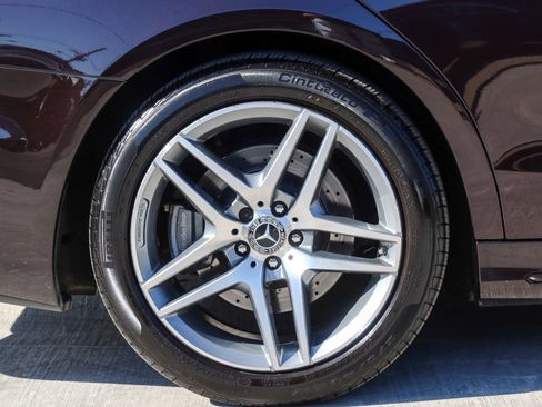 Used 2018 Mercedes-Benz S 560 4MATIC Sedan image 32
