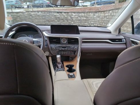 Used 2019 Lexus RX 350L AWD image 24