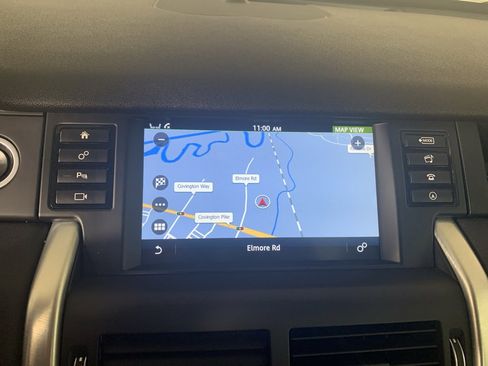 Used 2017 Land Rover Discovery Sport HSE image 27