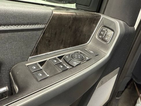 Used 2024 Ford F250 Lariat w/ Lariat Ultimate Package AWD/4WD image 24