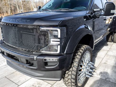 Used 2022 Ford F450 Limited w/ FX4 Off-Road Package image 23