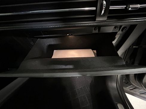 Used 2021 Lincoln Corsair FWD w/ Premium Package image 28