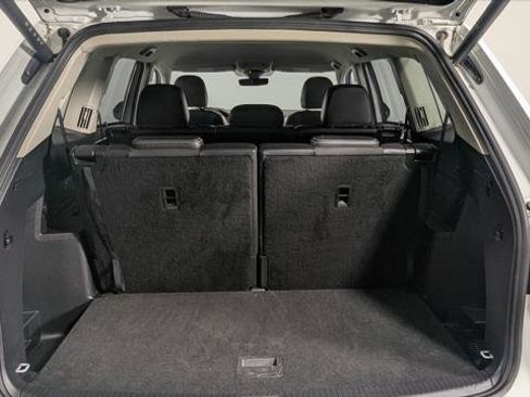 Used 2024 Volkswagen Atlas SE FWD image 18