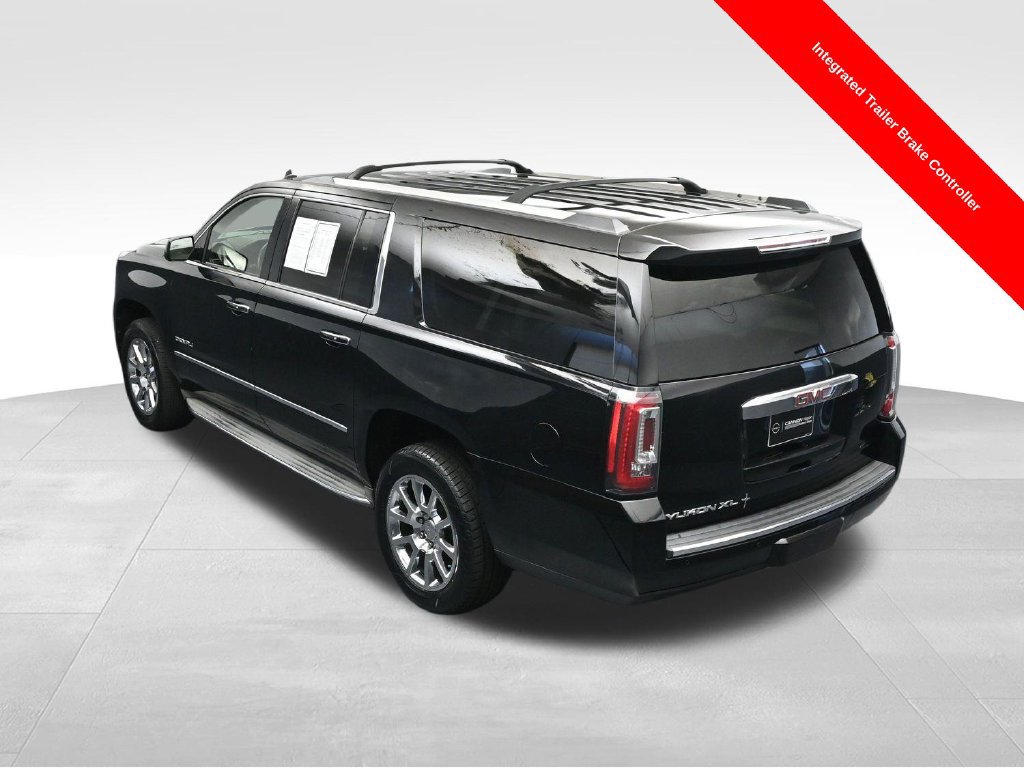 Used 2015 GMC Yukon XL Denali w/ Touring Package RWD image 35