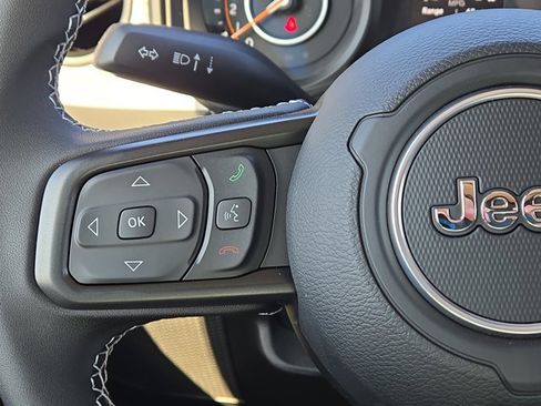 New 2025 Jeep Gladiator Sport image 21