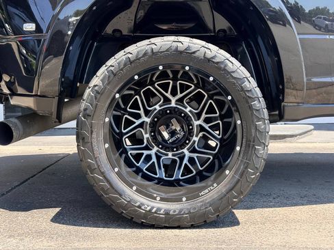 Used 2021 RAM 3500 Laramie AWD/4WD image 12