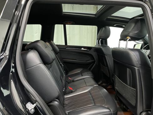 Used 2018 Mercedes-Benz GLS 450 4MATIC image 34