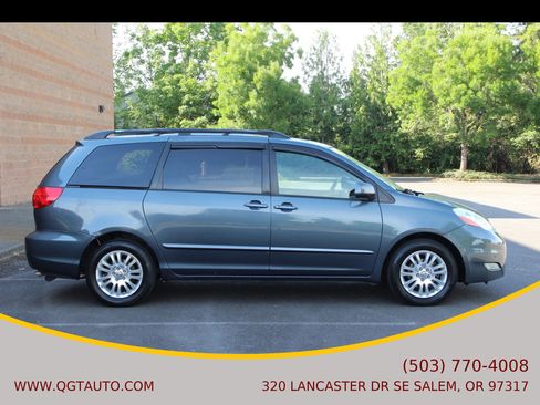 Used 2010 Toyota Sienna XLE Limited FWD image 6