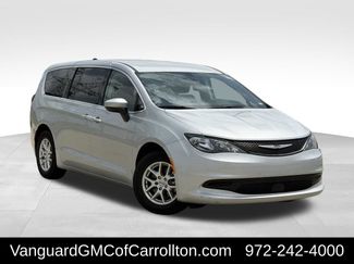 Used 2022 Chrysler Voyager LX FWD video 2