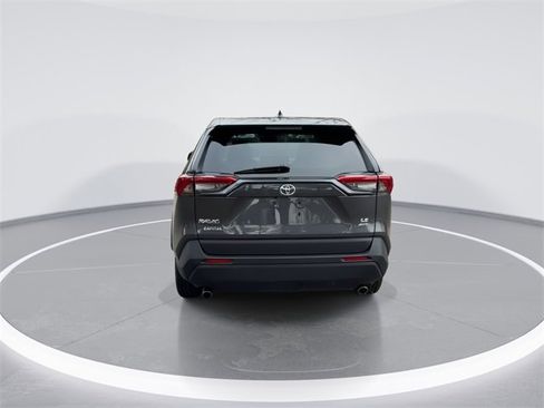 Used 2024 Toyota RAV4 LE image 7