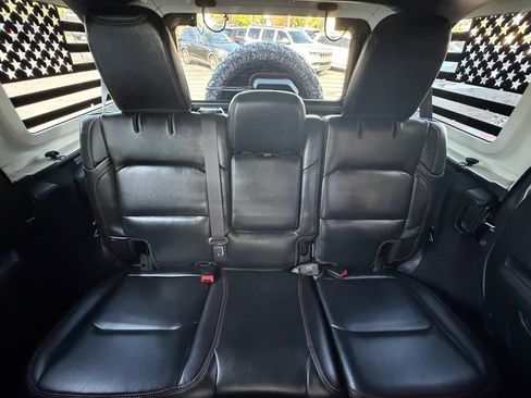 Used 2019 Jeep Wrangler Unlimited Rubicon AWD/4WD image 42